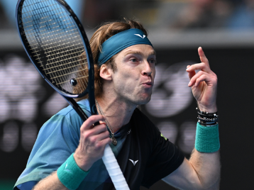 港队在今后 港队在今后