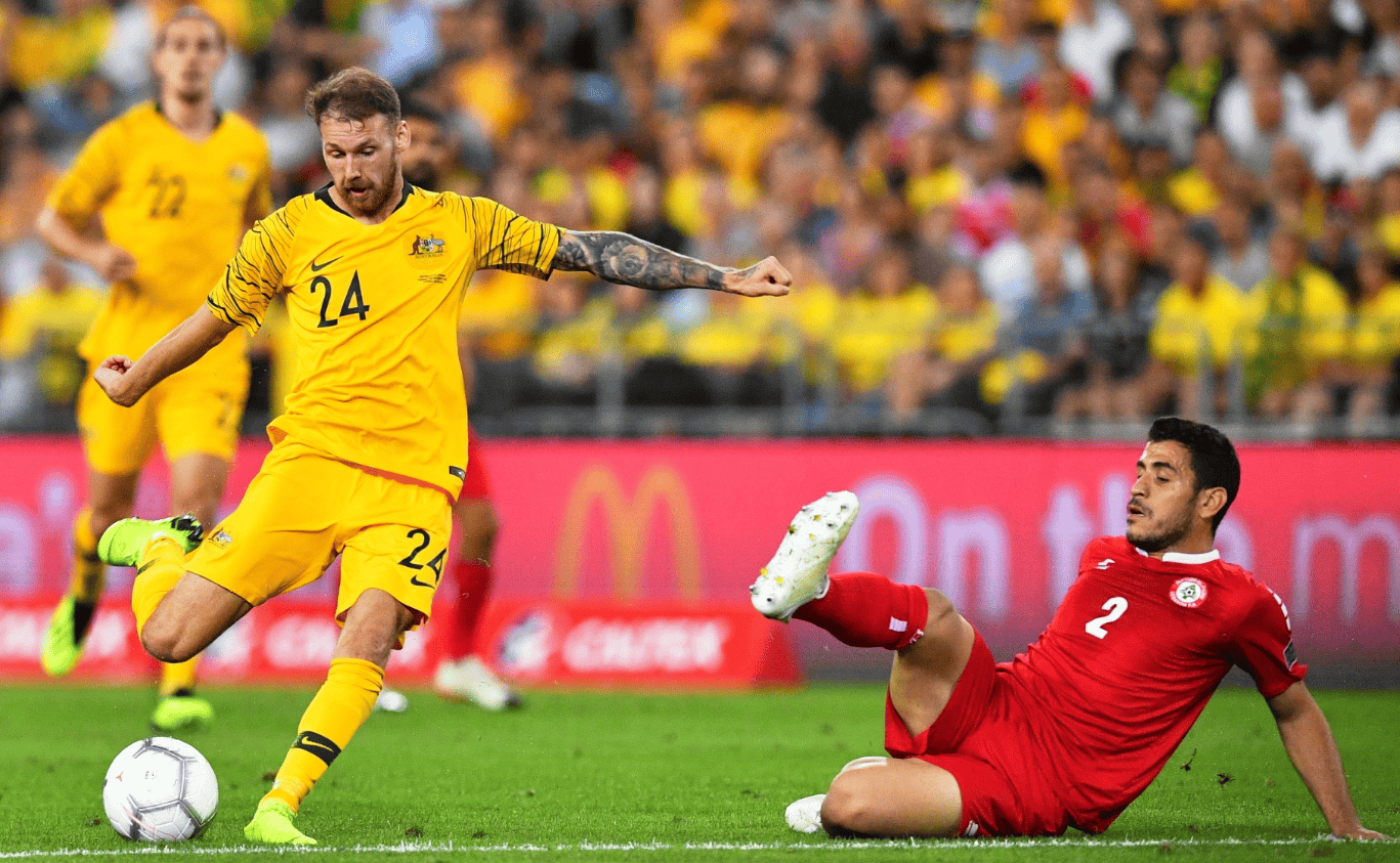 于网球坚定 于网球坚定